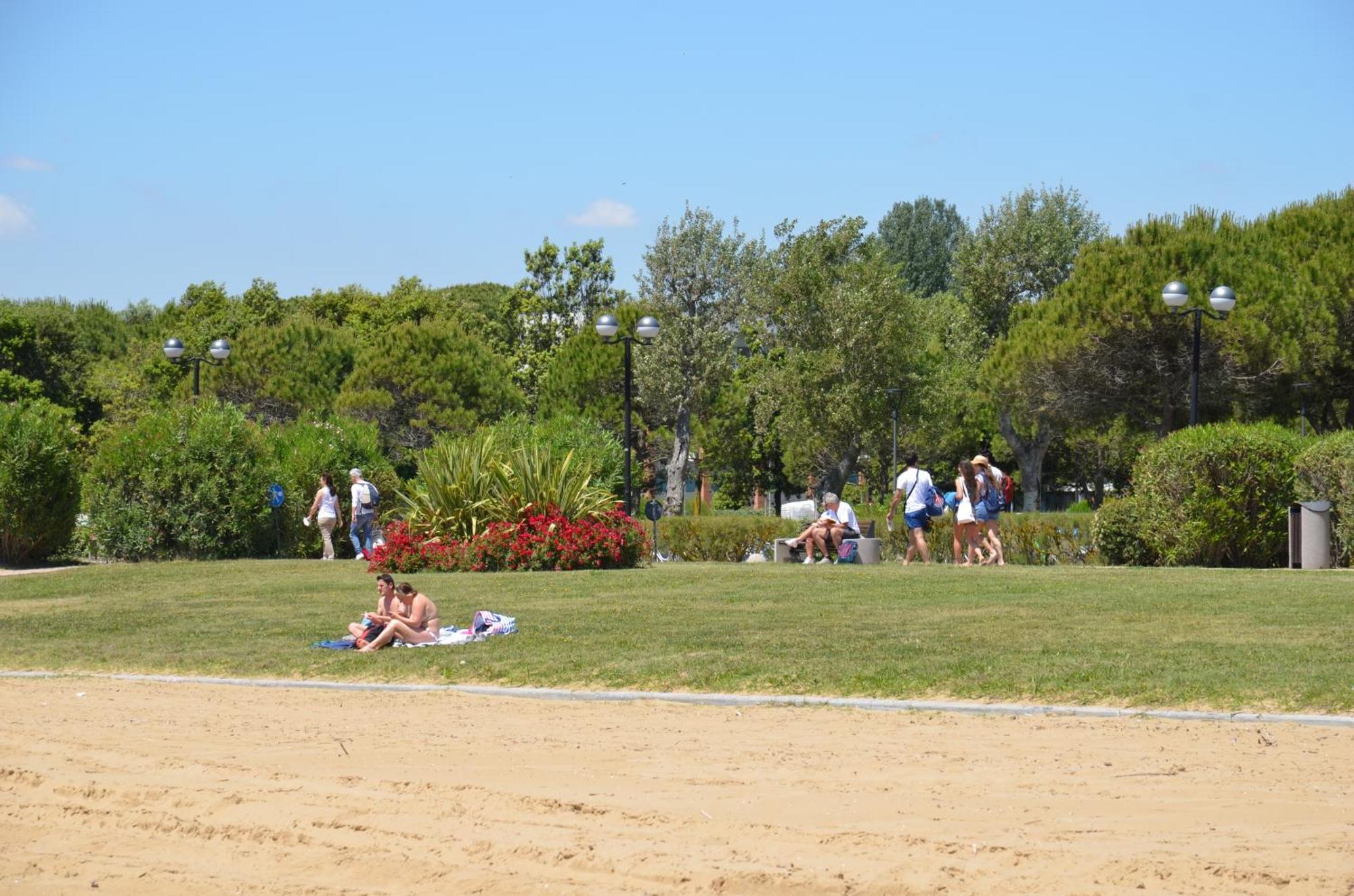 Residenza Delle Terme Apartment Bibione Bagian luar foto