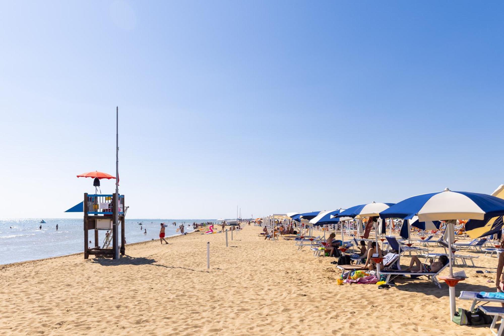 Residenza Delle Terme Apartment Bibione Bagian luar foto